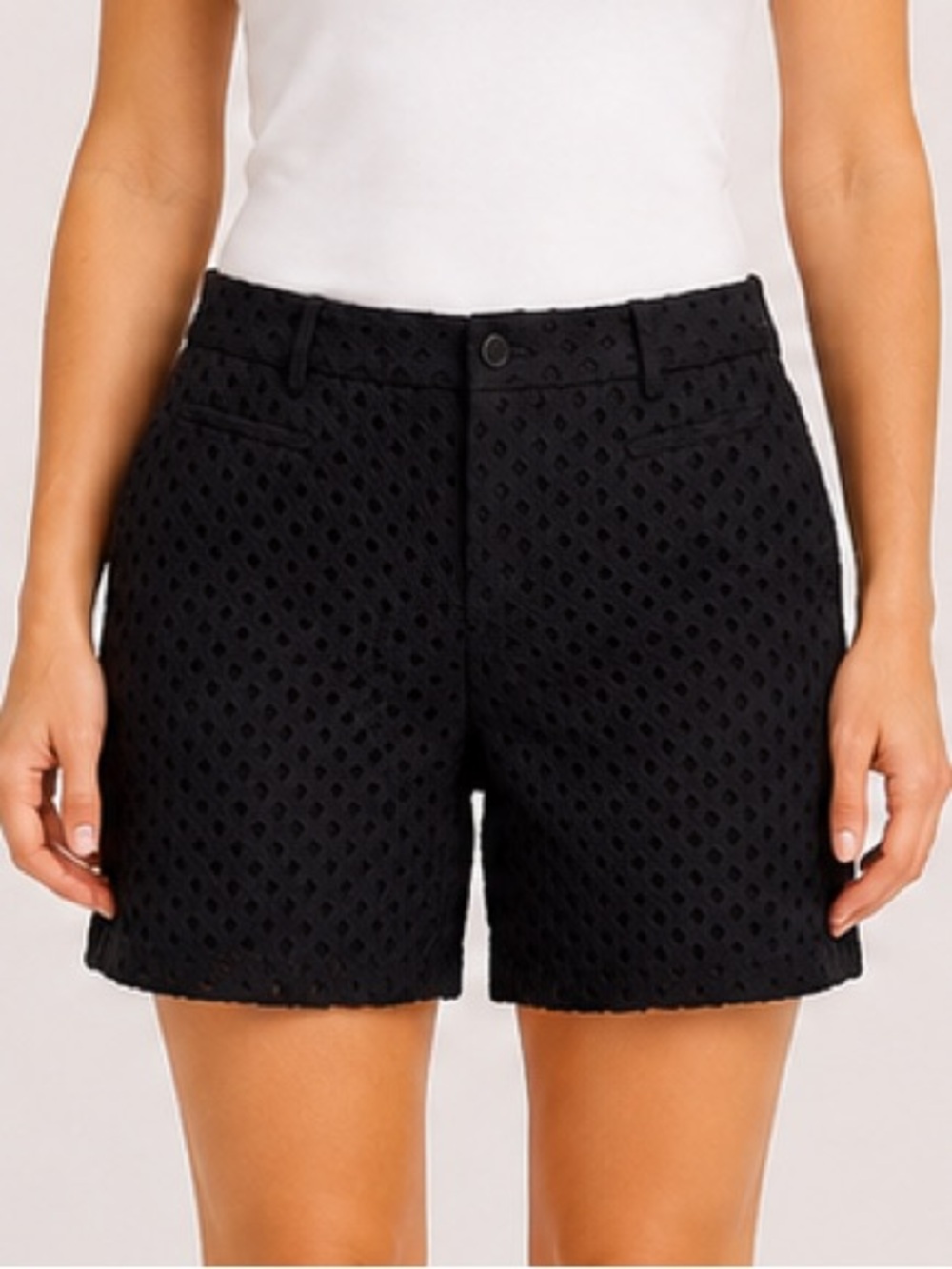 Lands' End Mid Rise Black Eyelet Lined Bermuda Shorts 100% Cotton Size 10